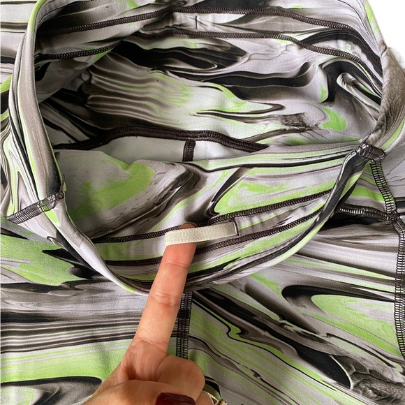 Lululemon Swift Speed High-Rise Tight 28" Paint Glide Warp Multi Size 4 W5DNZS - Picture 7 of 10